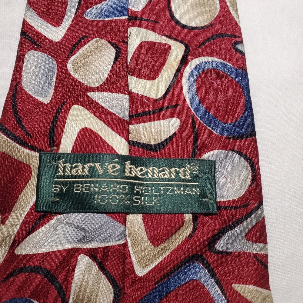 Harve Benard Red/Blue/Beige Art Geometric Abstract  Luxury Silk Tie MCM - Picture 2 of 5